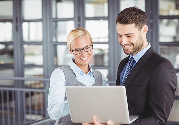 Recursos do software baseado em nuvem da ADP